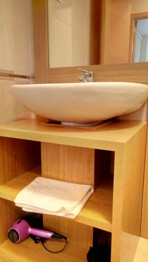 Apartamentos Loncho Finisterre Luaran gambar